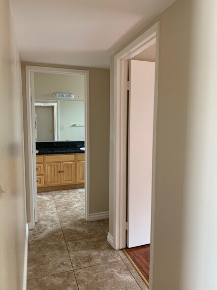 Building Photo - 1419 California St