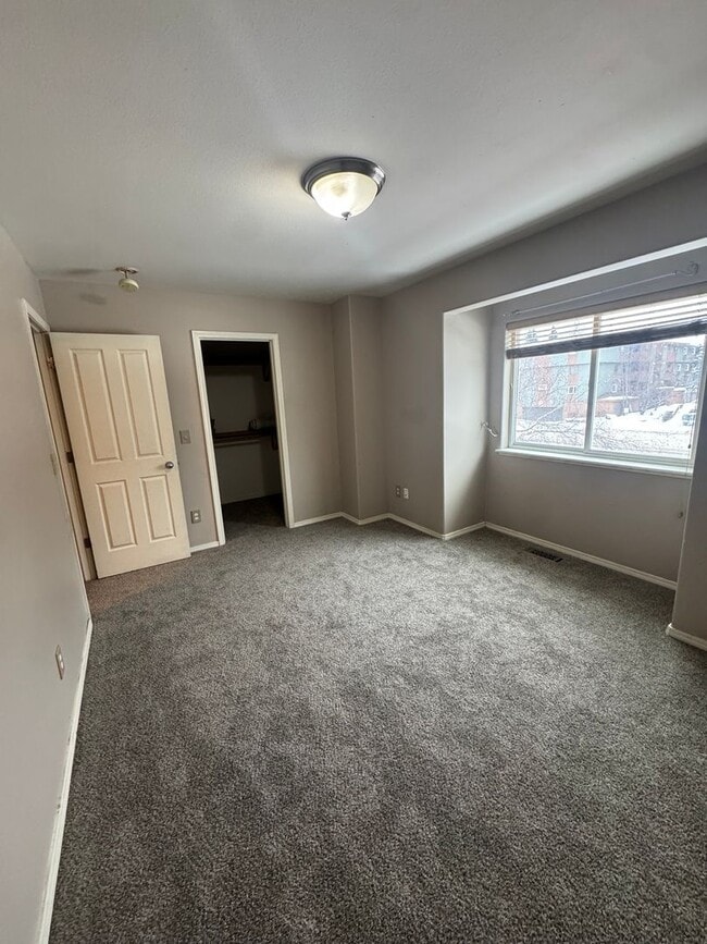 Building Photo - 8579 Sara Lynn Pl