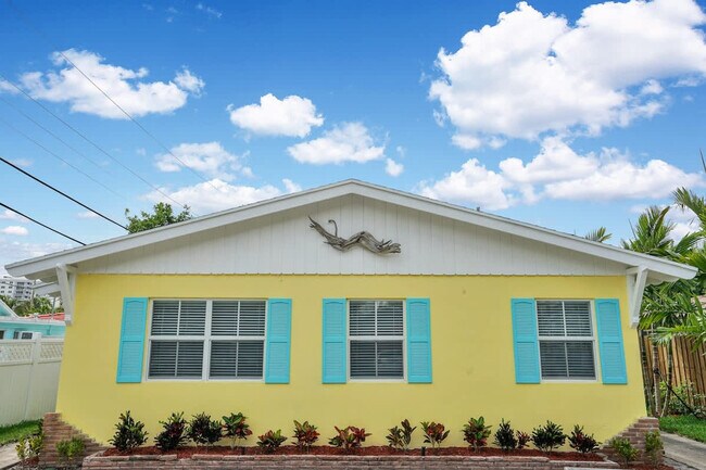 Building Photo - 3316 SE 4th St