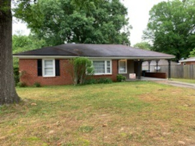 Building Photo - 4516 E Dearing Rd