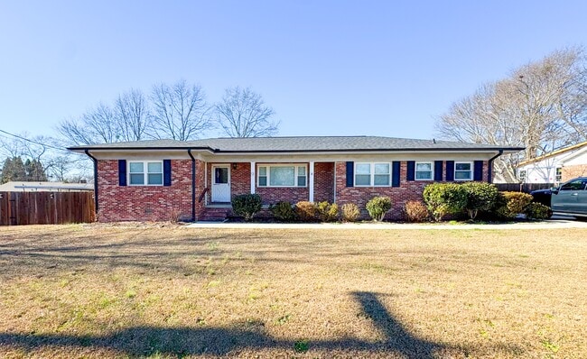 Building Photo - 13 Owens Rd