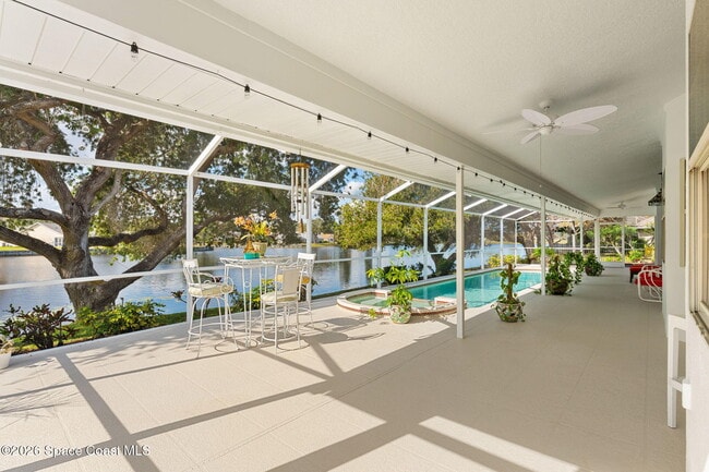 Building Photo - 662 Rossmoor Cir