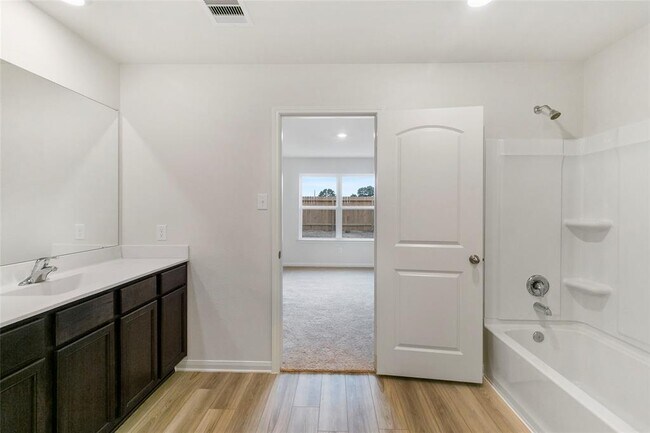 Building Photo - 8115 Vacek Meadows Loop