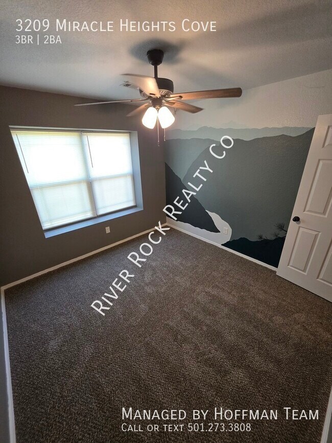 Building Photo - 3209 Miracle Heights Cove