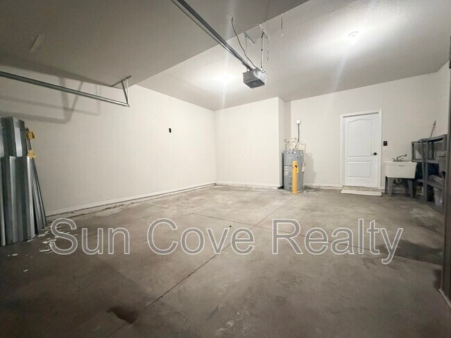 Building Photo - 14112 Poke Ridge Dr
