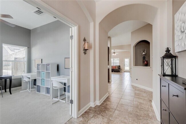 Building Photo - 3675 Rosalina Loop