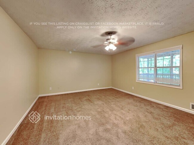 Building Photo - 2260 Rockwell Dr