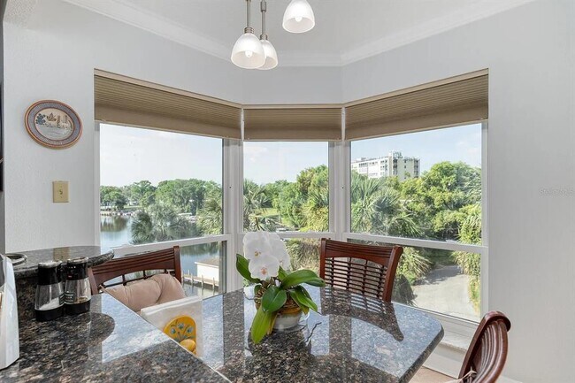 Building Photo - 206 Quayside Cir