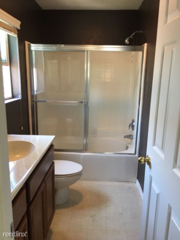 Building Photo - 2 br, 2 bath Condo - 25898 Iris Ave A Unit A