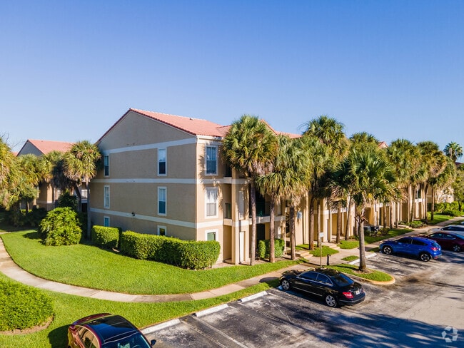 Primary Photo - Savannah at Riverside Condo