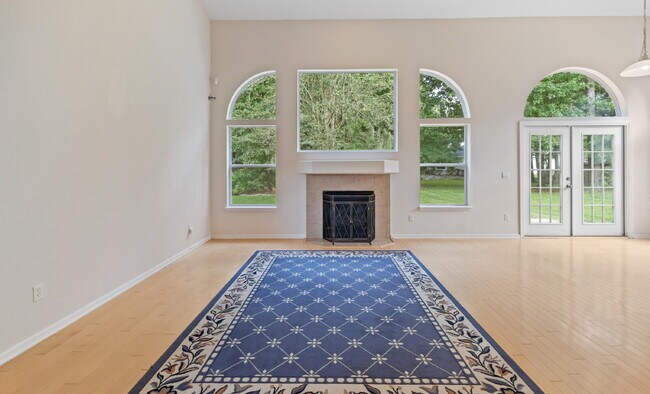 Building Photo - Julington Creek Plantation, Grand Home with WOW Amenities!