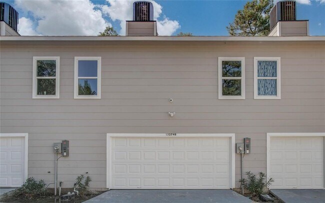 Building Photo - 12274 Wild Pine Dr