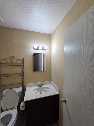 Building Photo - 8409 Cotton Valley Ln
