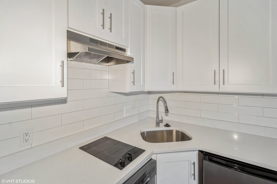 Building Photo - 91 Westland Ave