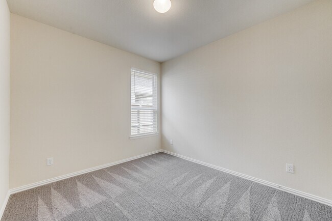 Building Photo - 13118 Dancing Reed Dr