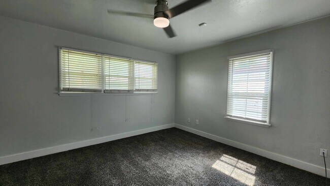 Building Photo - 3701 NW 60th St