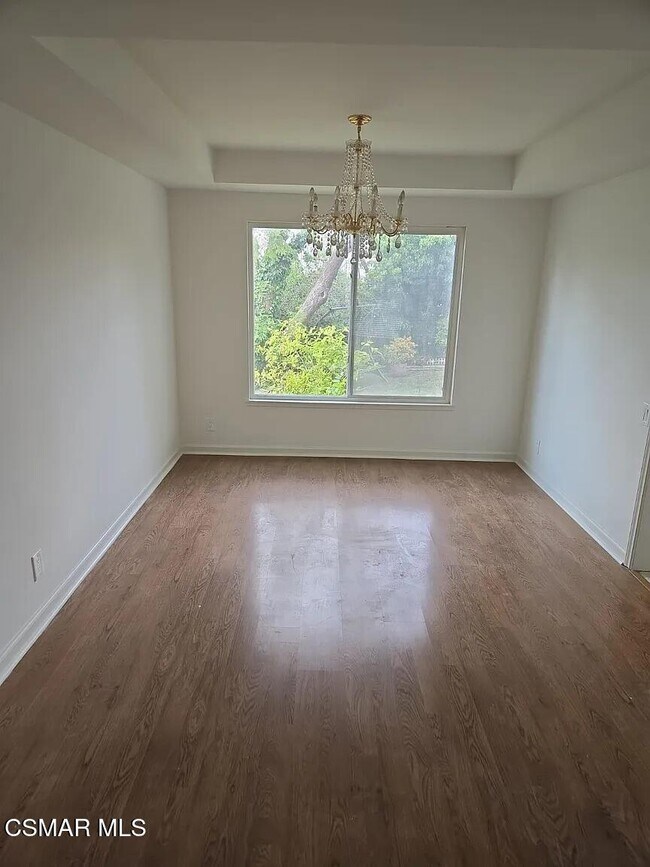 Building Photo - 739 San Martin Pl