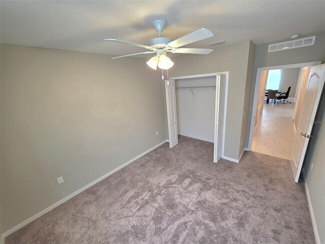 Building Photo - 206 Barrington Dr
