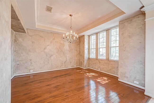 Building Photo - 7510 Shadow Terrace Ln