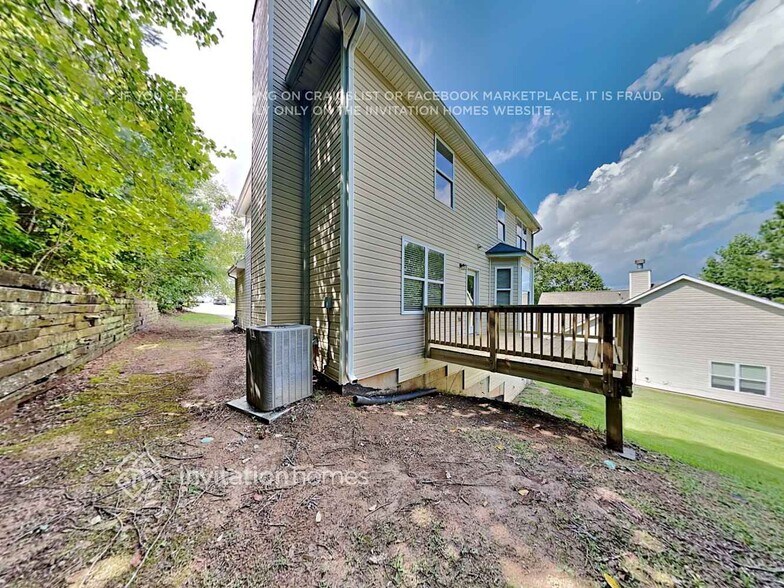 Building Photo - 118 Legend Creek Dr