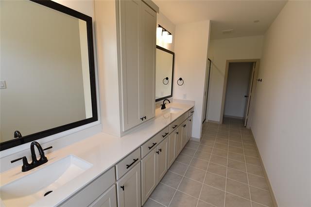Building Photo - 2817 Chisos Red Rd