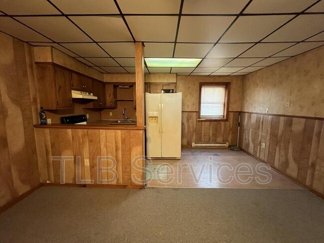 Building Photo - 563 Washington Ave