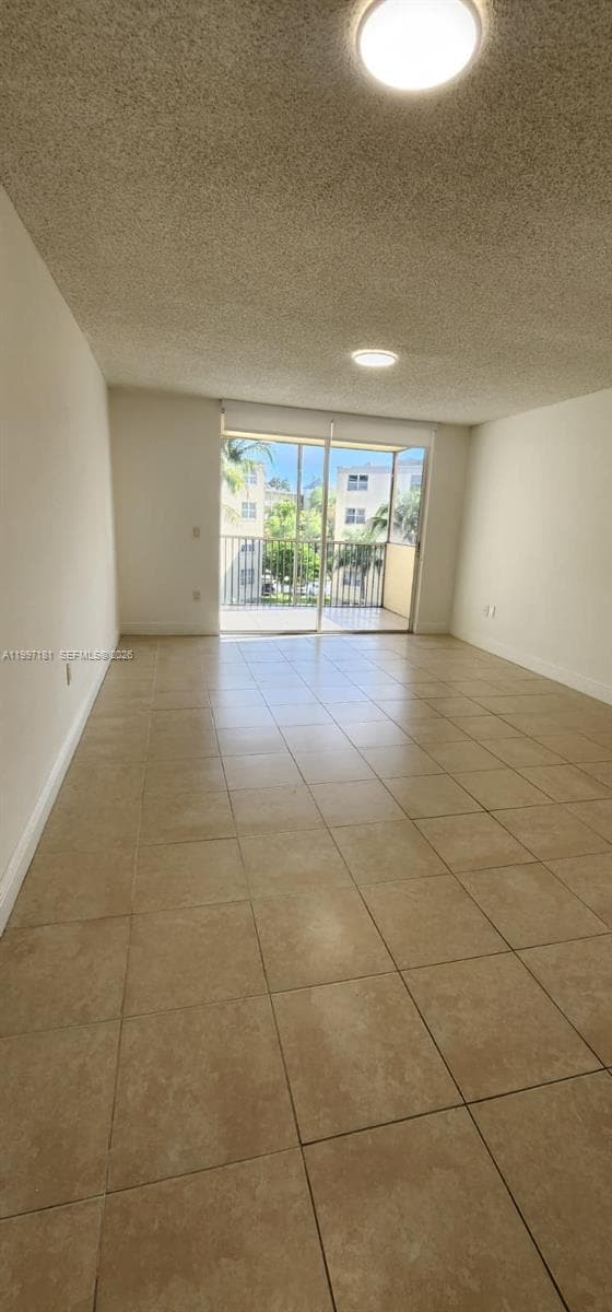 Building Photo - 8255 Lake Dr