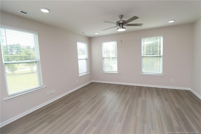 Building Photo - 104 Kineton Woods Way