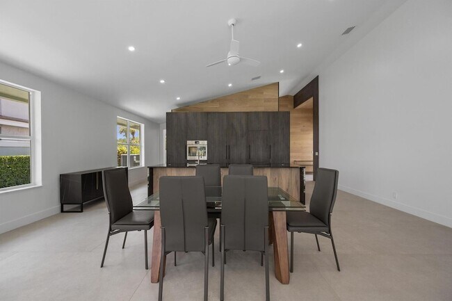 Building Photo - 13090 Touchstone Pl