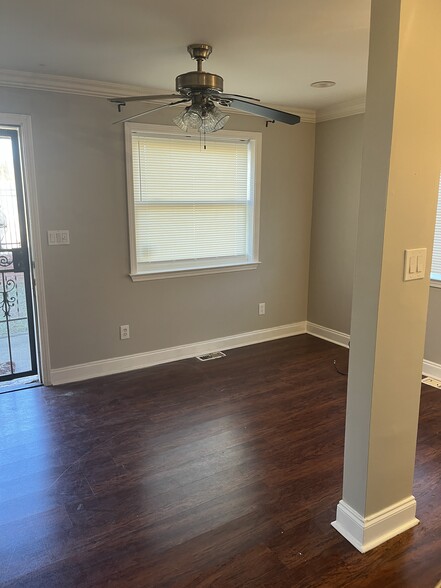 Building Photo - 650 Jett St NW