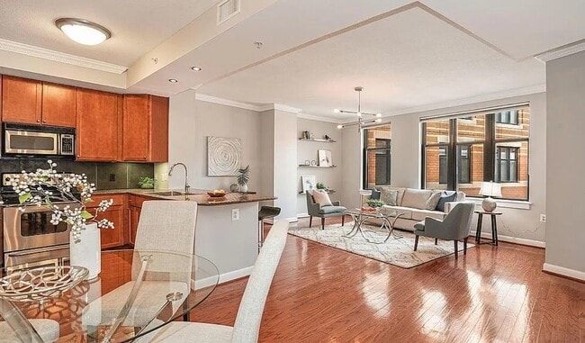 Primary Photo - 400 Massachusetts Ave NW
