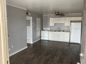 Building Photo - 806 McCauley Blvd