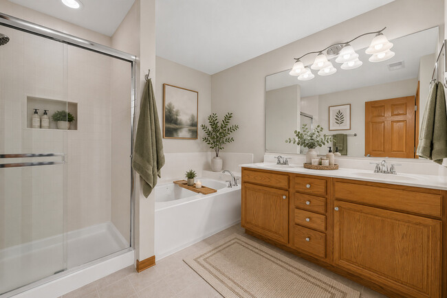 Building Photo - 3309 Cool Springs Ct