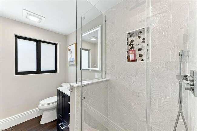 Building Photo - 580 Tripoli Ct