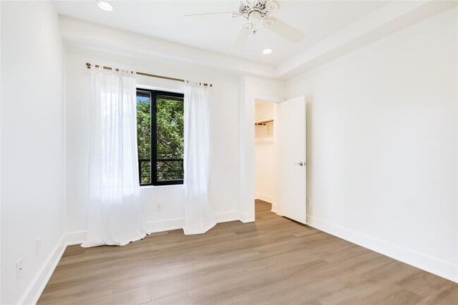 Building Photo - 1603 Enfield Rd