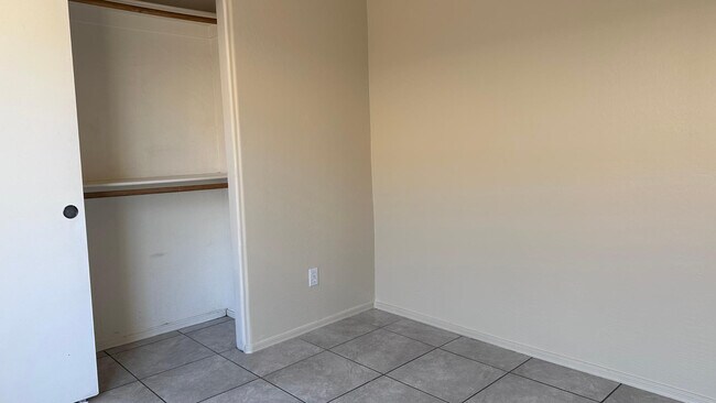 Building Photo - 6608 W Gross Ave