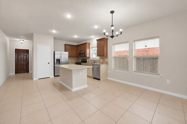 Building Photo - 1443 Meadowhigh Ln