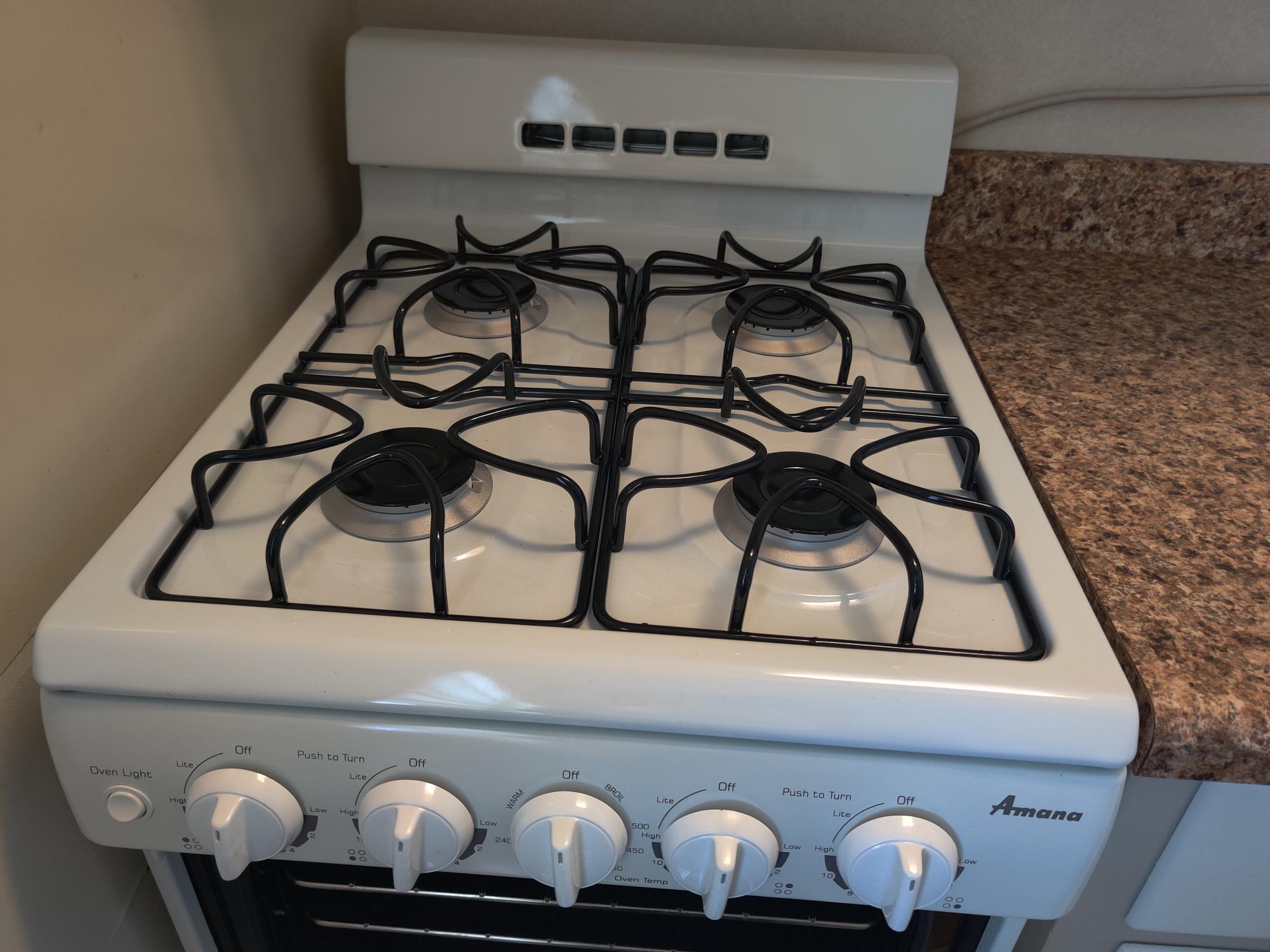 Top of Stove Showing Gas - 2514 Girard Ave S