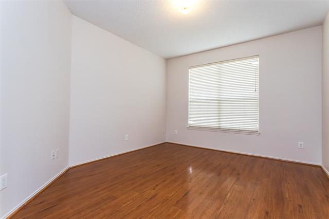 Building Photo - 738 Opal Ln