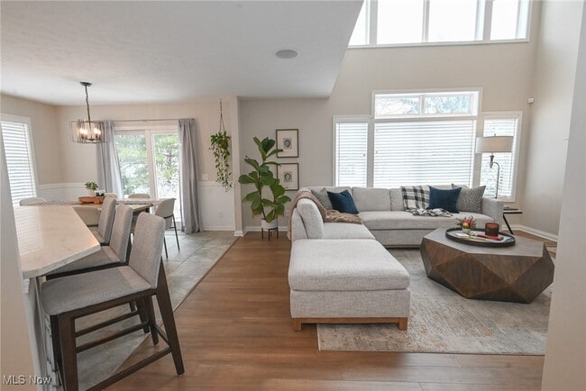 Building Photo - 1305 Fieldstone Ct