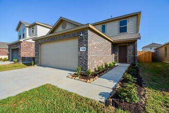 Building Photo - 23410 Briarstone Hbr Trl