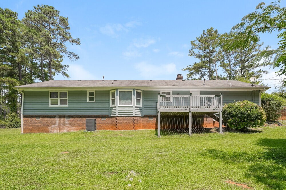 Building Photo - 700 Stacia Dr