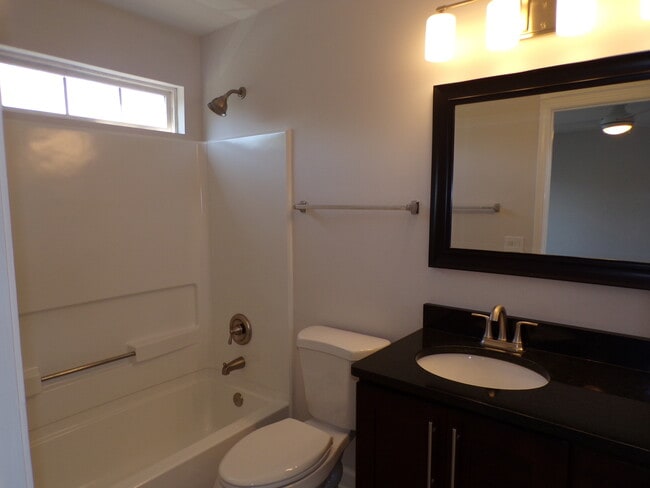 Building Photo - 3364 Blue Ridge Dr