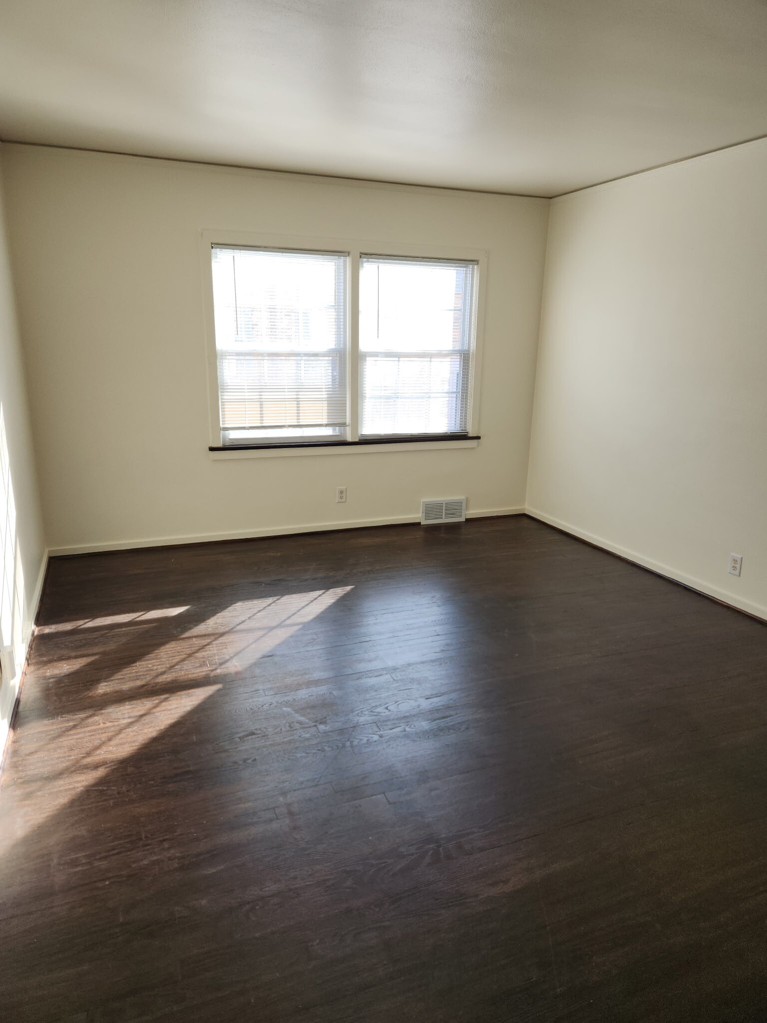 Building Photo - 6511 7th Ave