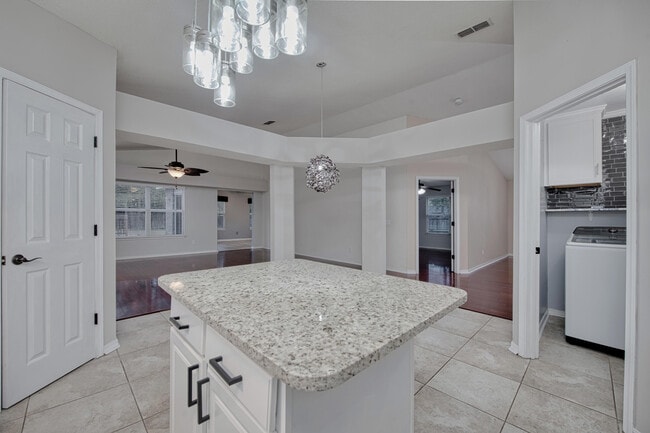 Building Photo - 4268 Lancaster Dr