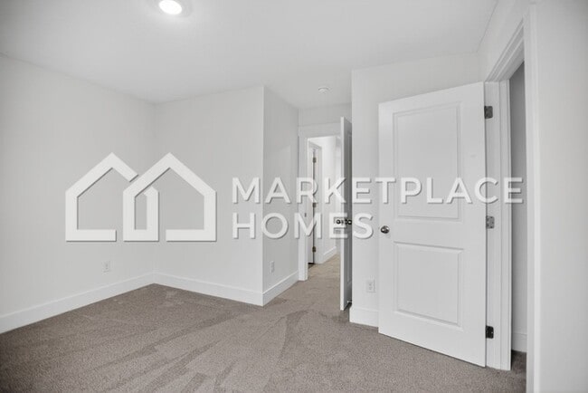 Building Photo - 346 Alta Tree Blvd