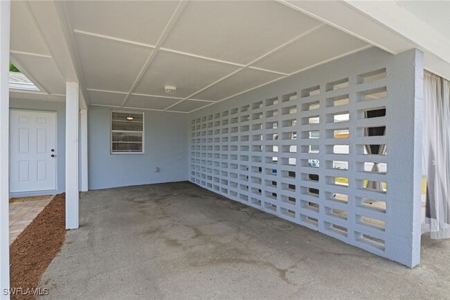 Building Photo - 4518 W Alhambra Cir