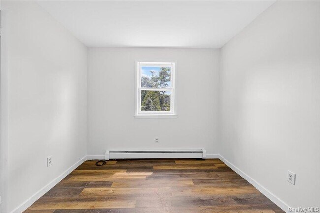 Building Photo - 226 Knoth Rd