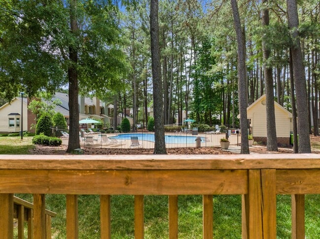 Building Photo - Updated and Adorable!  2 Bedroom Townhome in N/E Raleigh near REX, Glenwood, & Crabtree - Pet Fri...