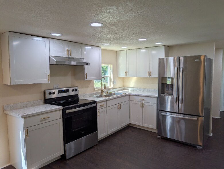 Building Photo - 5072 SE 137th Pl